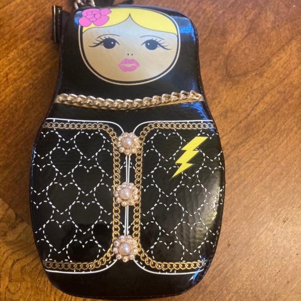 Betsey Johnson be a doll wristlet - Picture 2 of 12